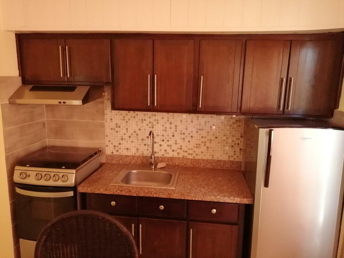 F&y Apartment