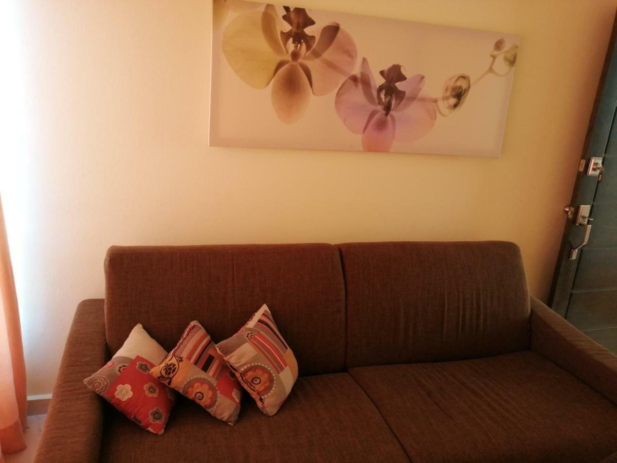 F&y Apartment *