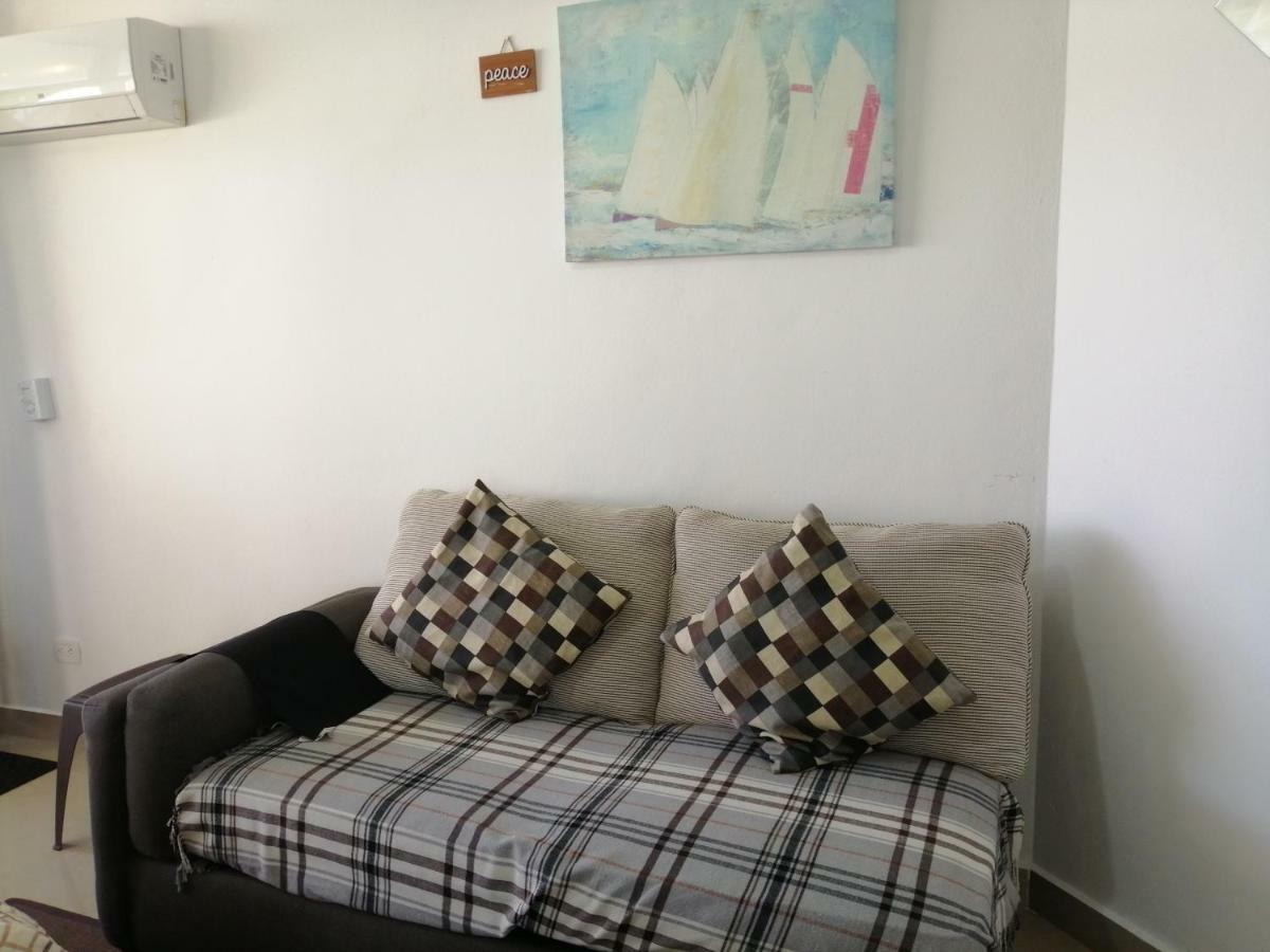 F&y Apartment
