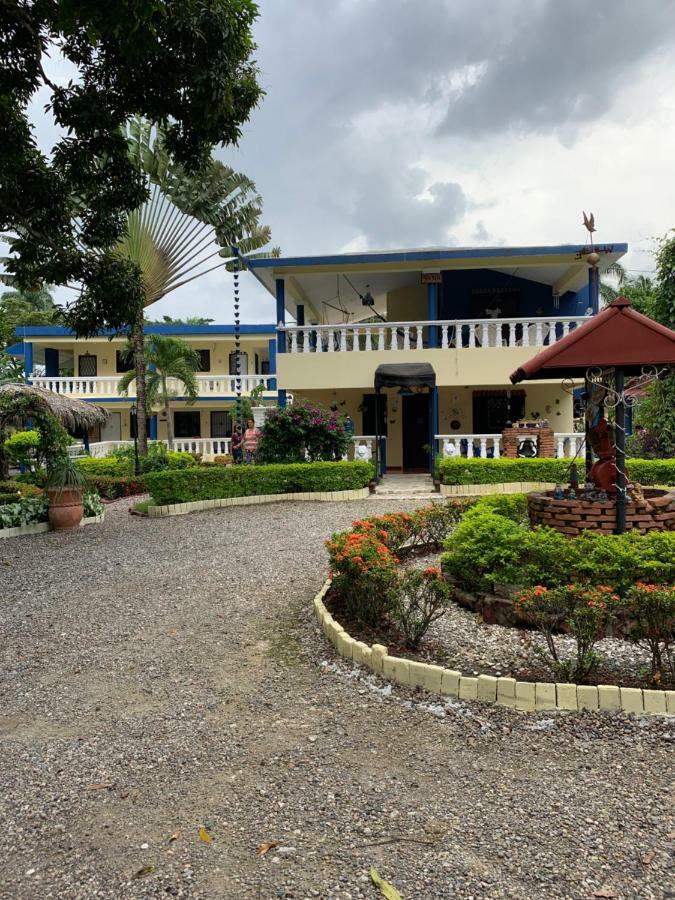 Hostel Sana El Jardin Secreto