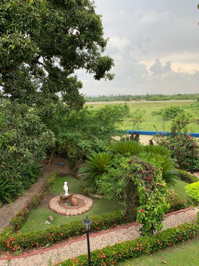 Sana El Jardin Secreto Hostel
