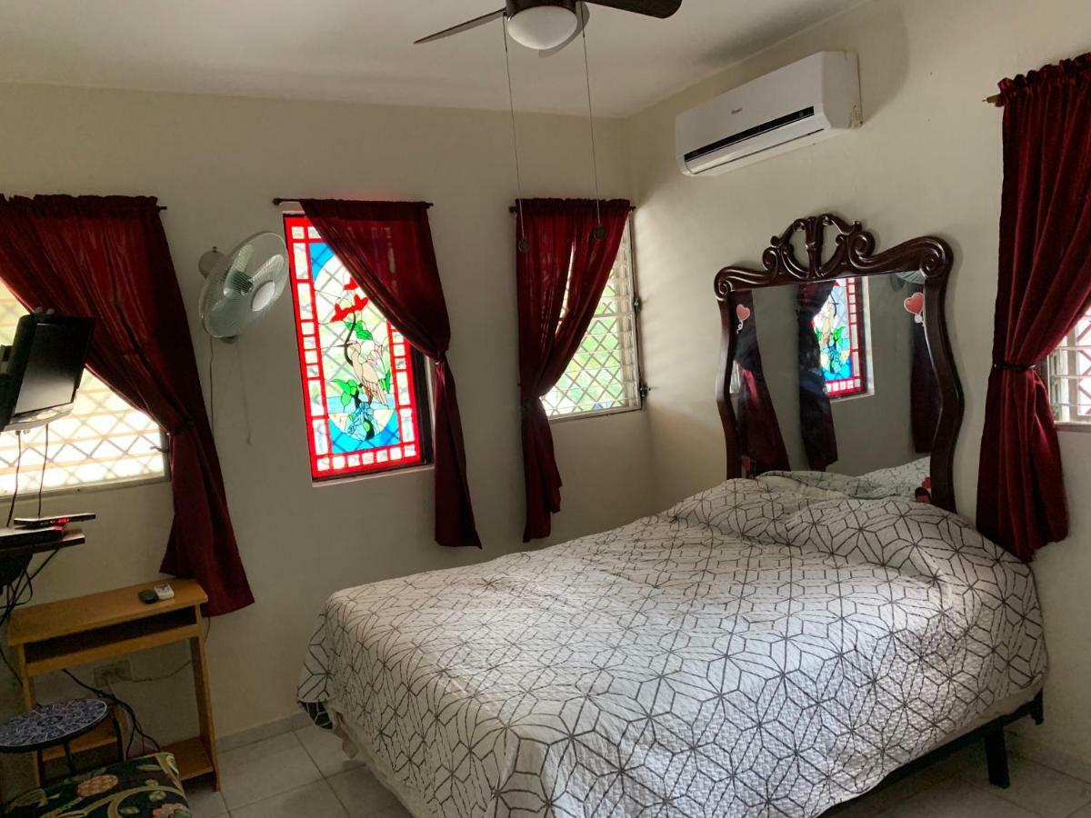 Hostel Sana El Jardin Secreto *
