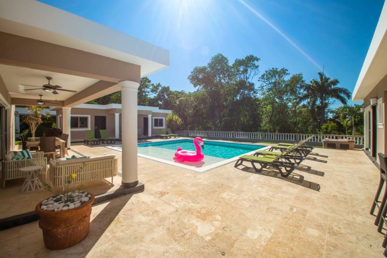 Residencial Casa Linda Villa *