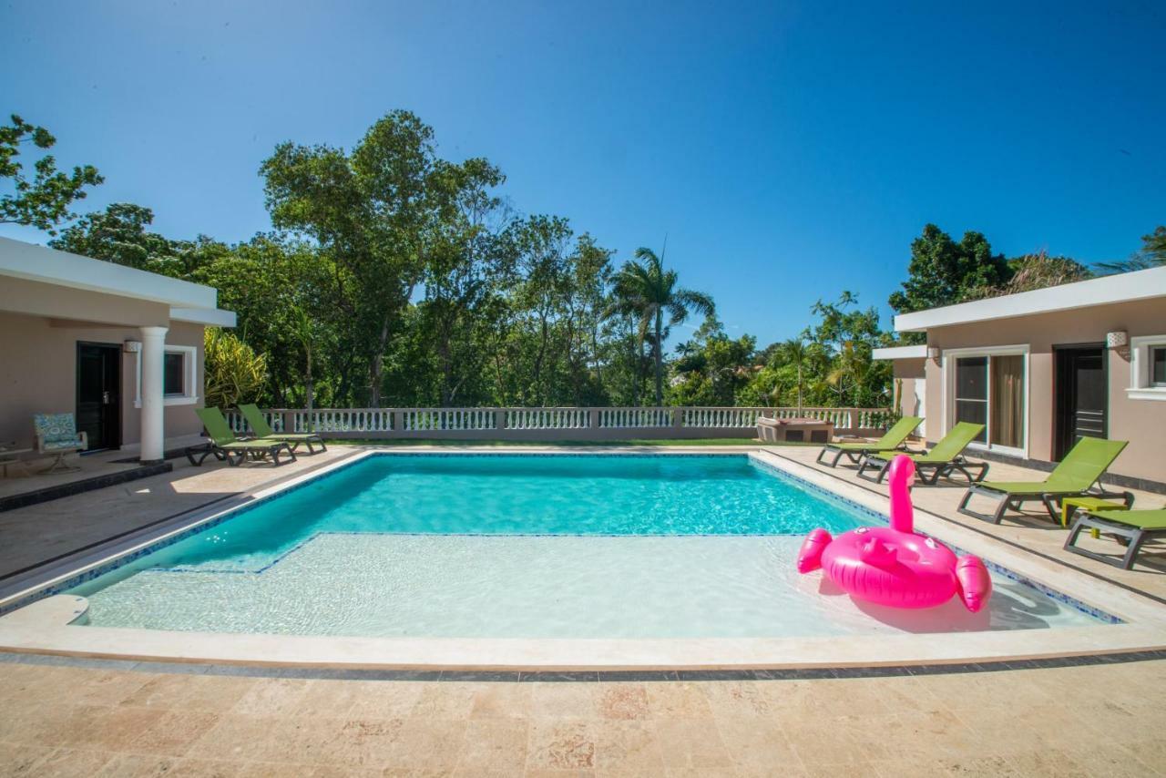 Residencial Casa Linda Villa *