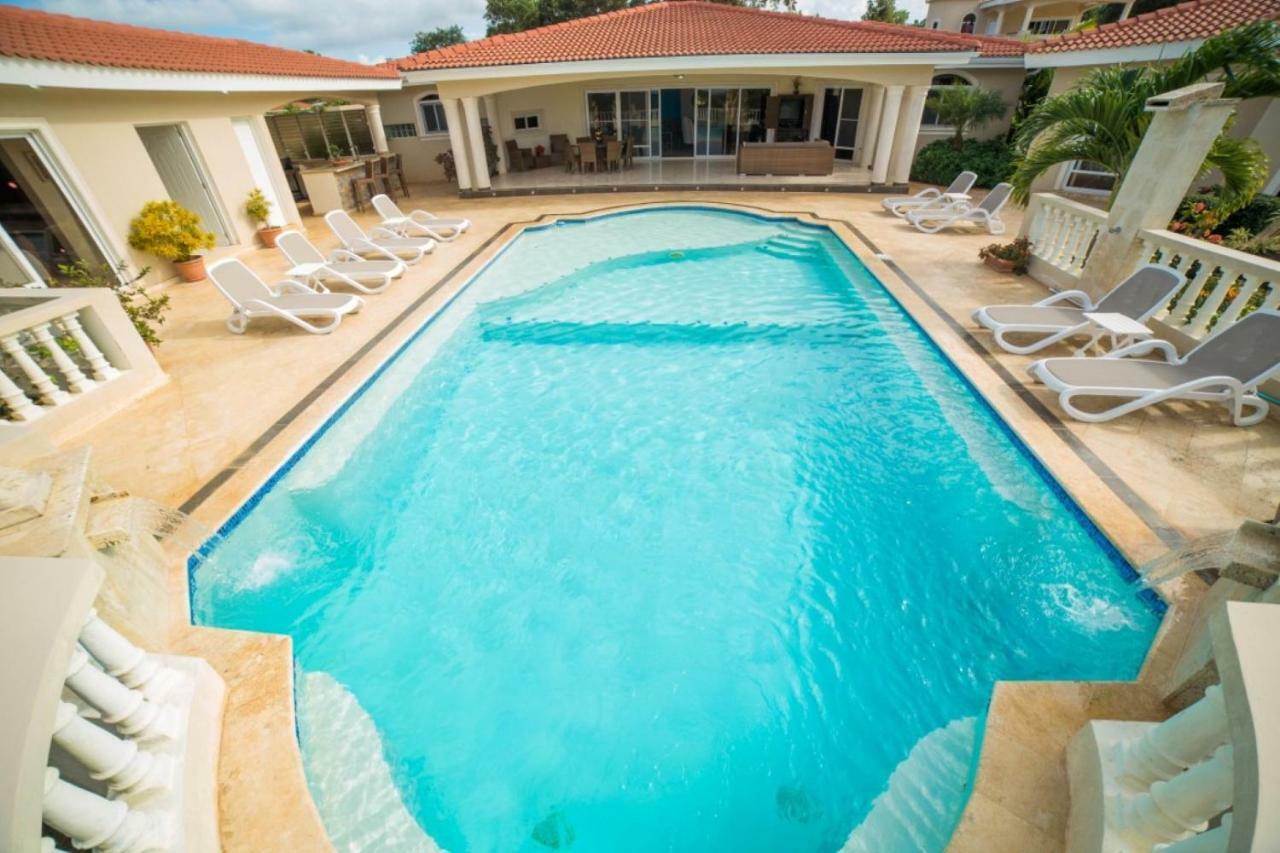 Villa Residencial Casa Linda *