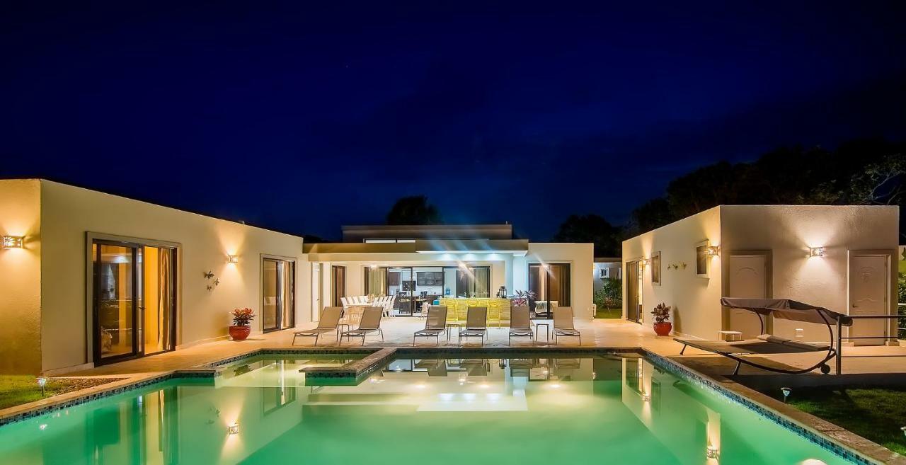 Residencial Casa Linda Villa *