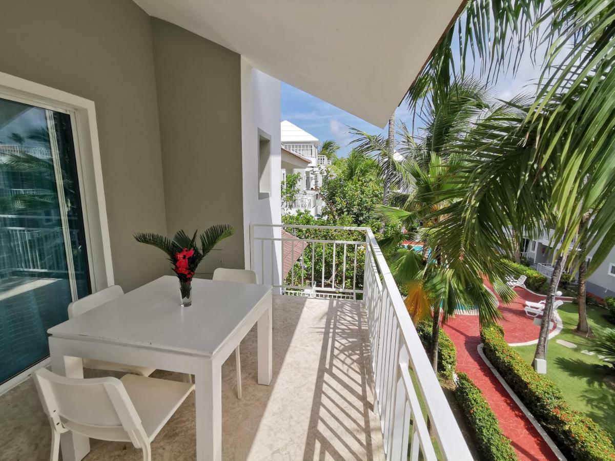 Coral Club & Playa Corales Hotel