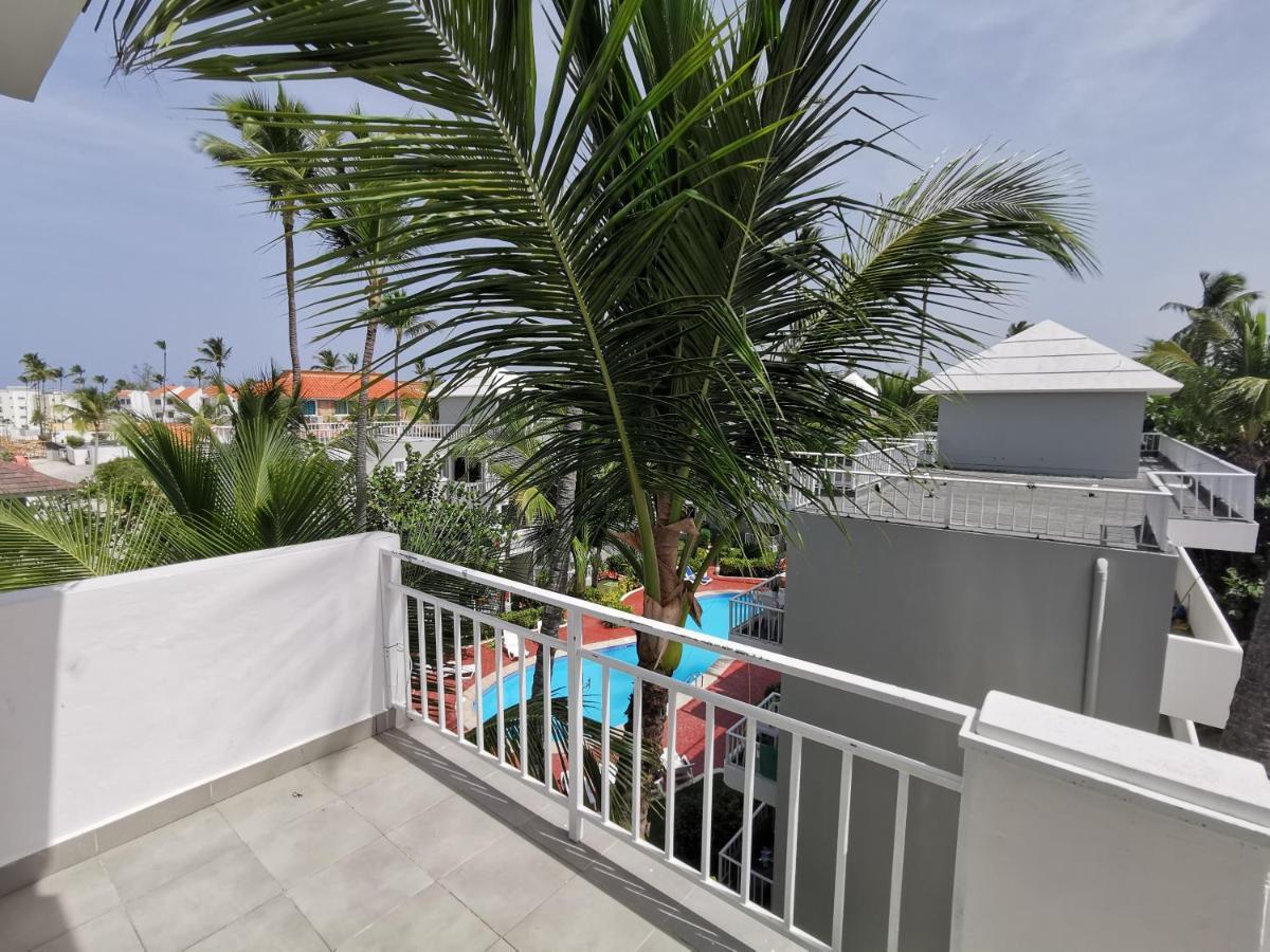 Coral Club & Playa Corales Hotel