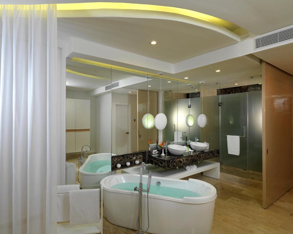 Resort Royal Service At Paradisus Palma Real (adults Only) 5*