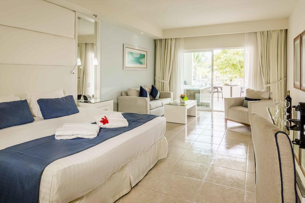Privilege Club At Ocean Blue & Hotel Bavaro