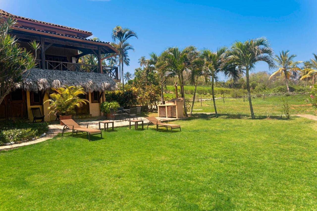 Ixora - Ocean Front Villa